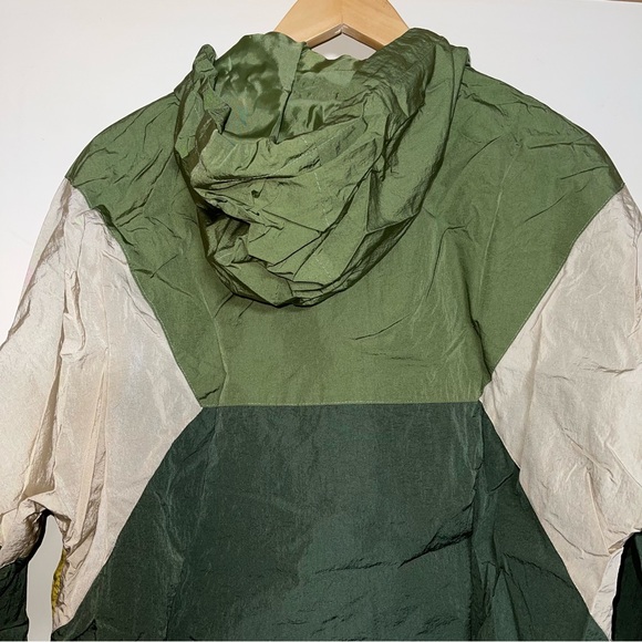 Hooded Colorblock Windbreaker - Picture 5 of 5